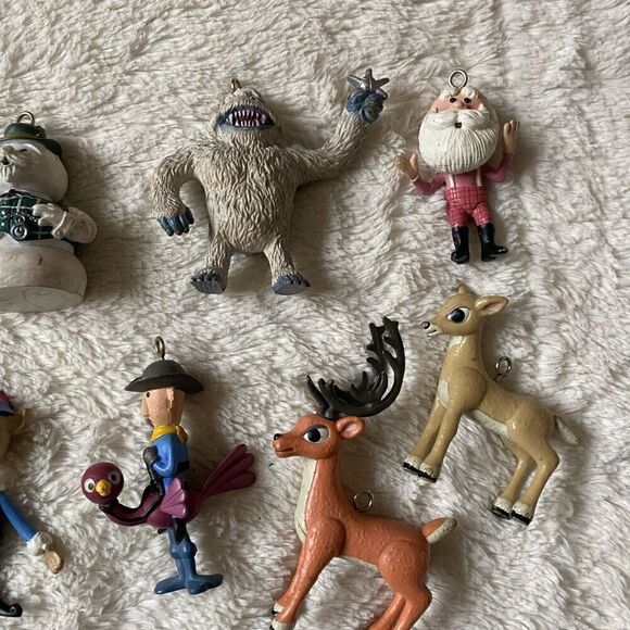 Lot of 9 Rudolph the Red Nosed Reindeer Island Of Misfit Toys Christmas Ornament - Picture 4 of 4